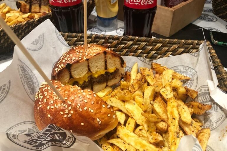 Virginia Angus Burger Fiyatları