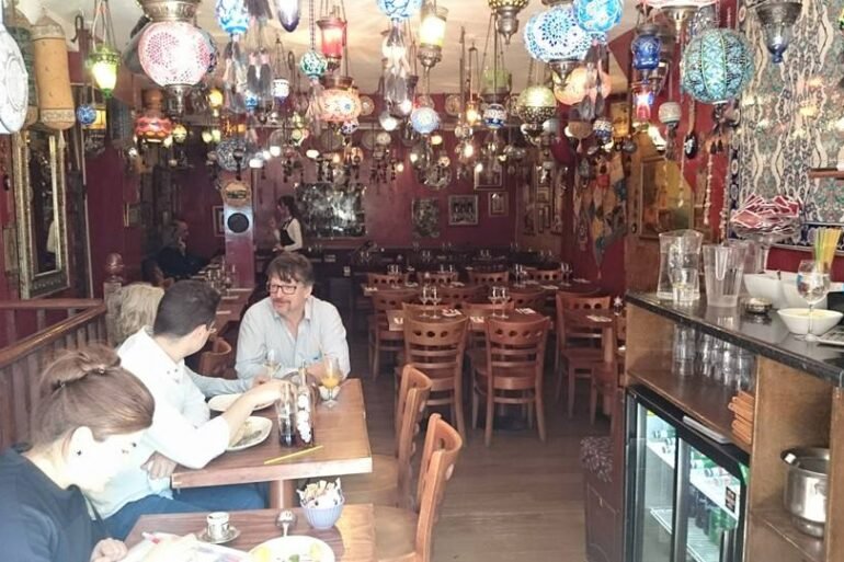 Londra’nın Göbeğinde Kapalı Çarşı: The Grand Bazar Restoran