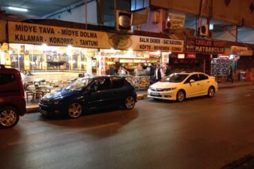 Meşhur Ortaköy Midyecisi İzmit