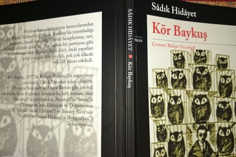 Sadık Hidayet - Köy Baykuş