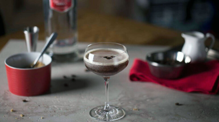 Espresso Martini Nasıl Yapılır?