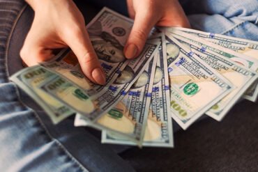 Seyahat için Para Biriktirmenin Yolları